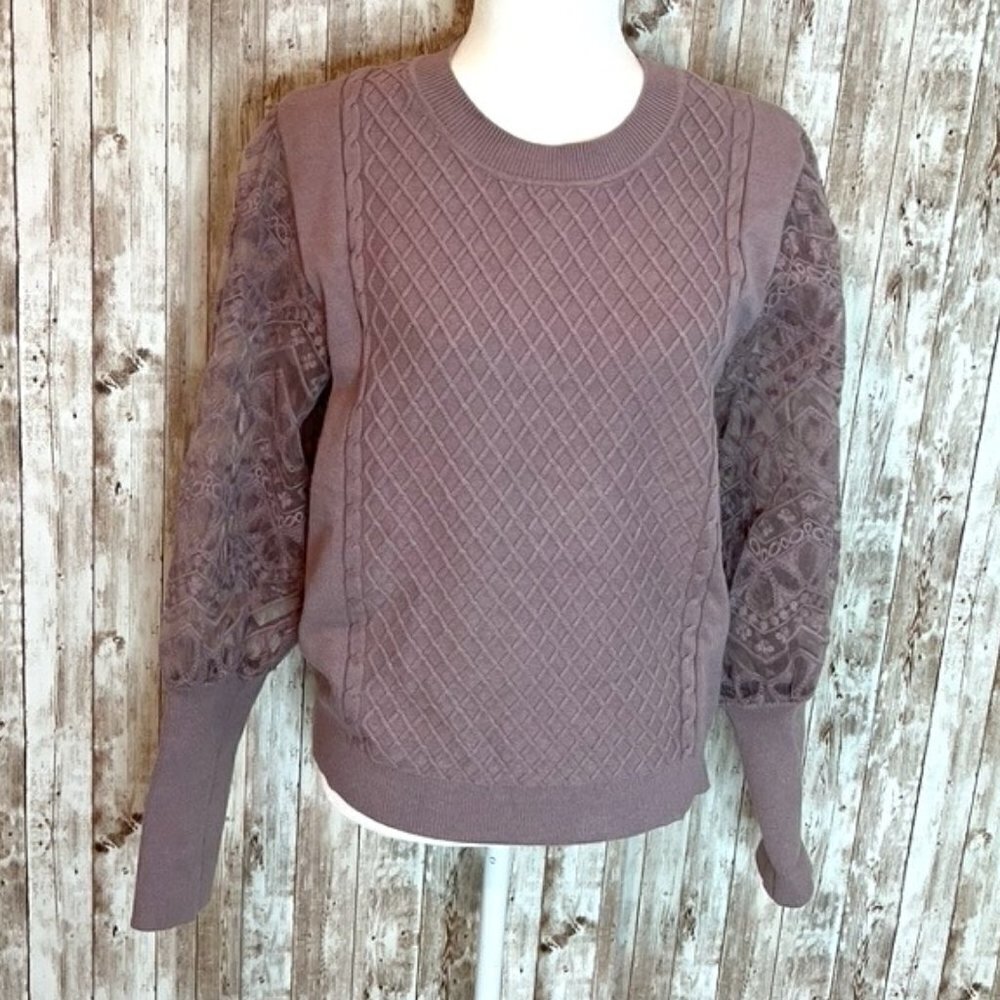 Calligraphe Light Purple Sweater size Large